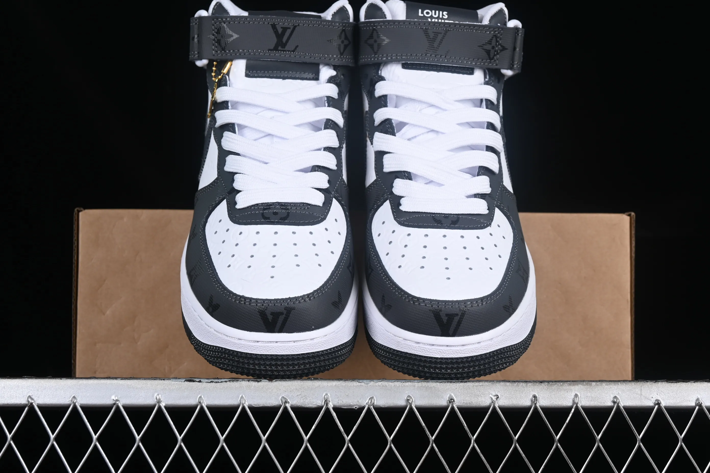 All Categories Nk Air Force 1 Air Force Series Nk Air Force 1 Mid Air Force Mid Nk Air Force 1'07 Mid Donkey Brand Print Air Force One Mid Casual Sneakers CW2289-111